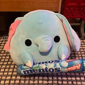 Snackles Blue Elephant Mentos!